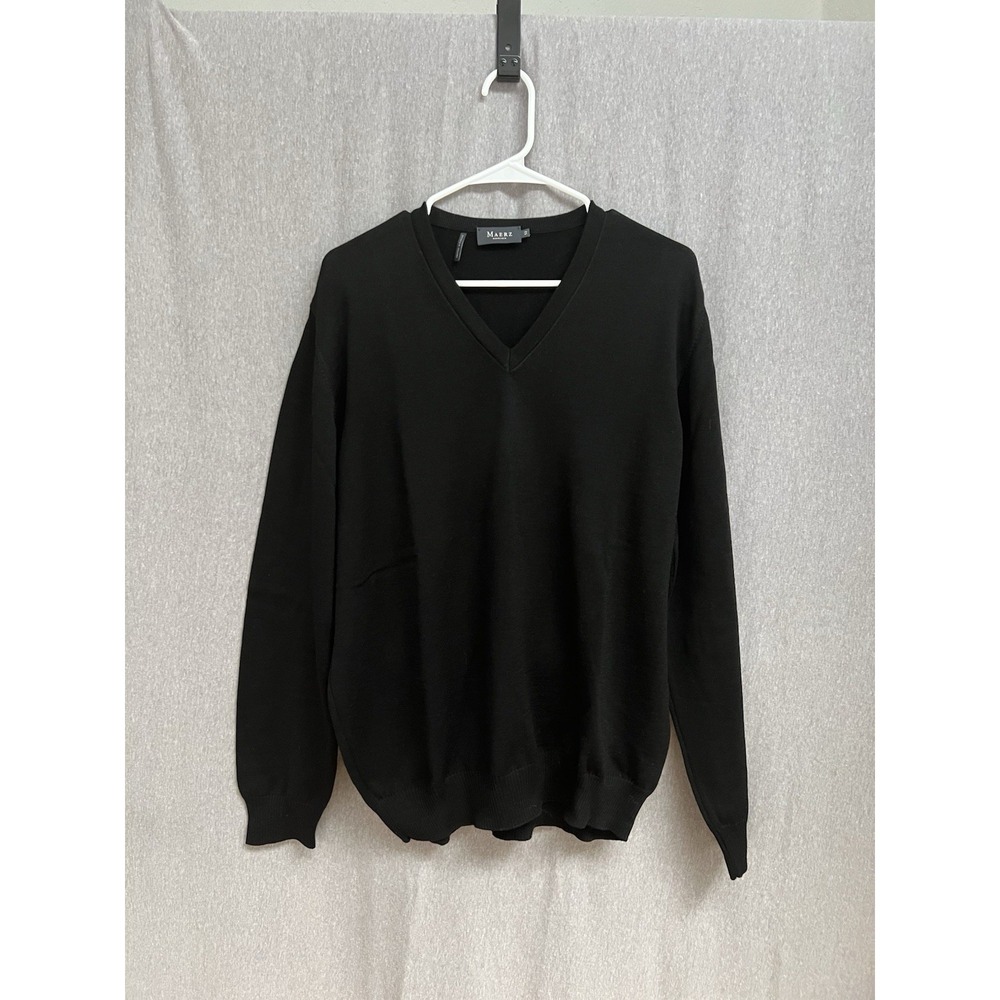 Maerz Muenchen Men's Sweater Pullover Sz 52/L Black V Neck 100% Virgin Wool